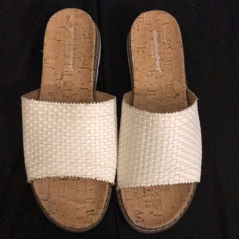 Cloudwalkers by Avenue Slide Sandals Size 8
